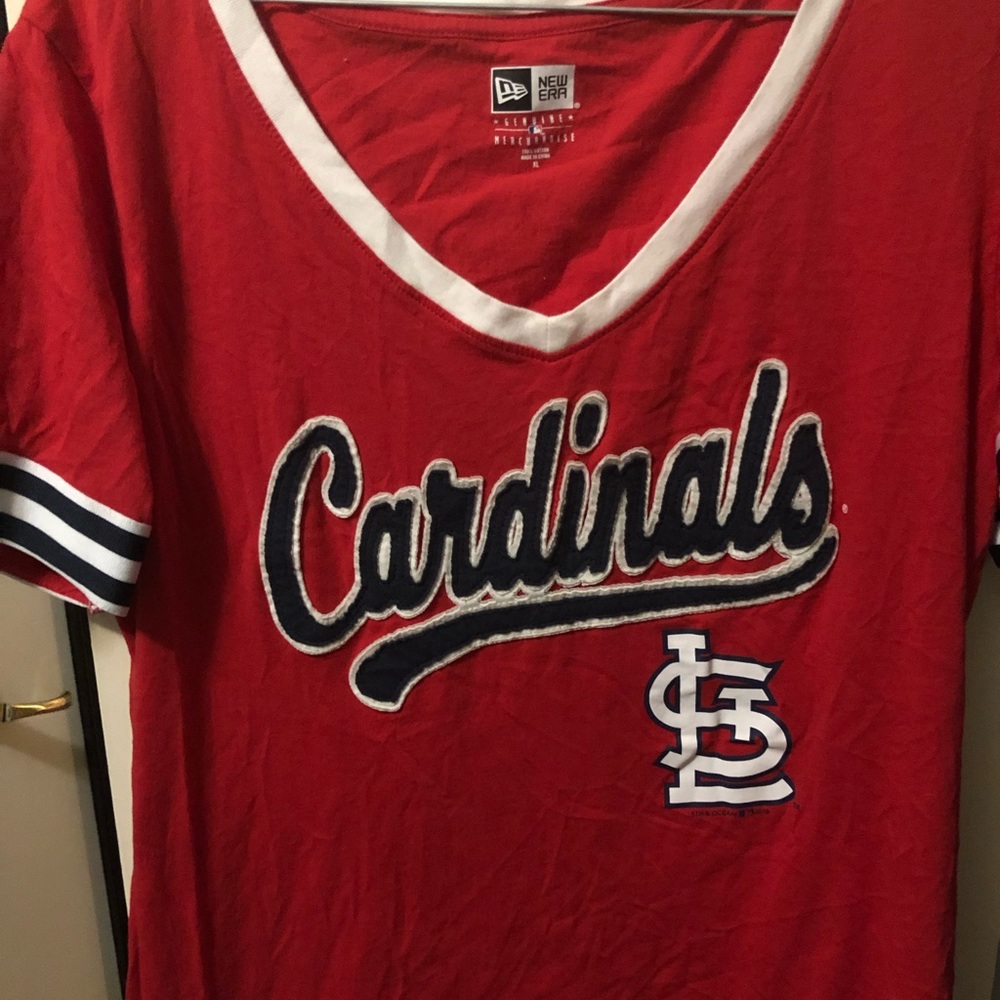 Women’s St. Louis Cardinals shirt